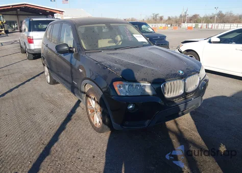 2013 BMW X3 xDrive28I z USA, uszkodzony, nr VIN 5UXWX9C54D0A29039